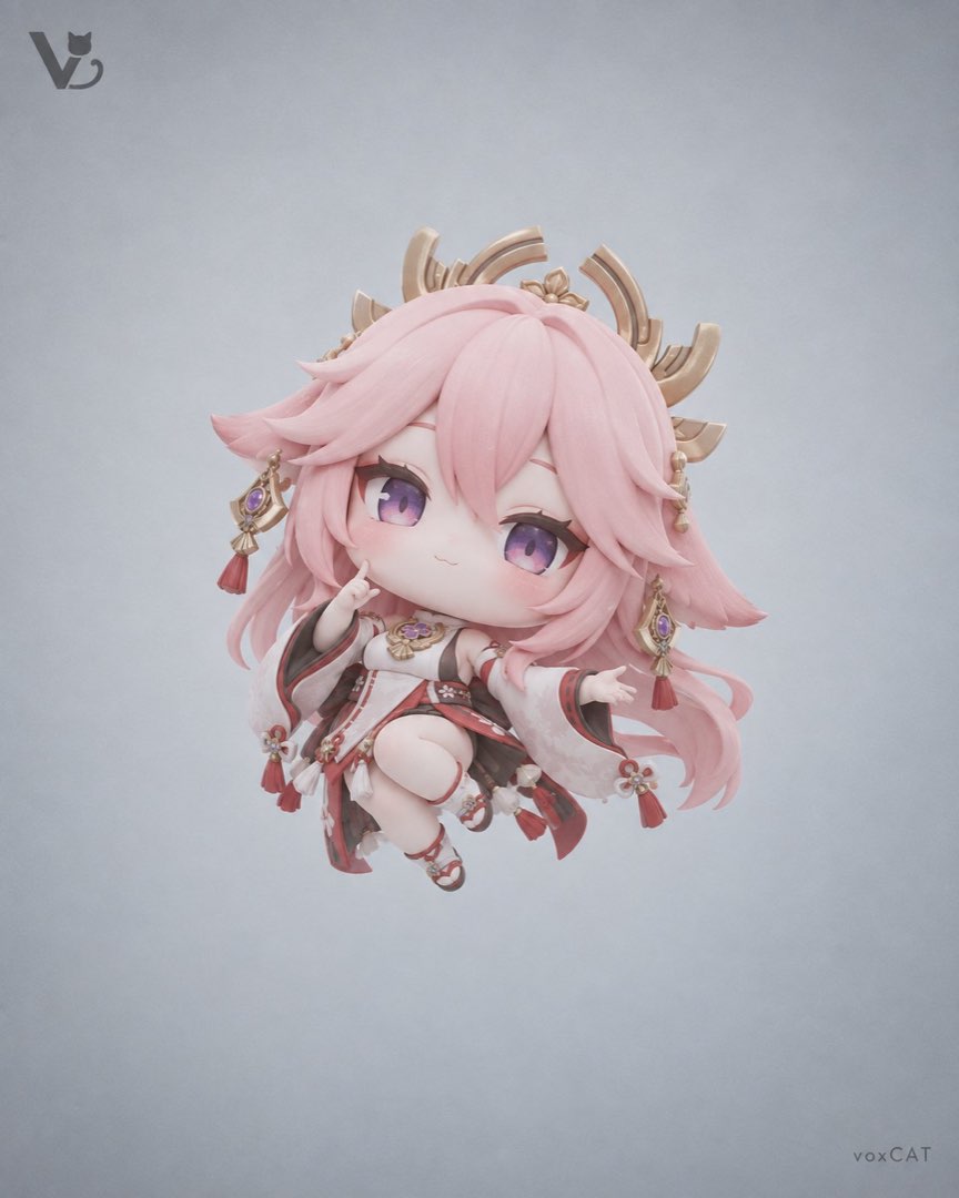 失重悬浮 Q 版：粉发紫瞳和风少女戴金色头冠着红白和服，冷灰无缝背景居中悬浮